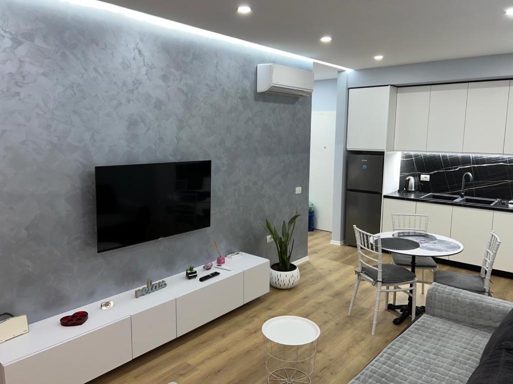 Franci'S Apartment No1 地拉那 外观 照片