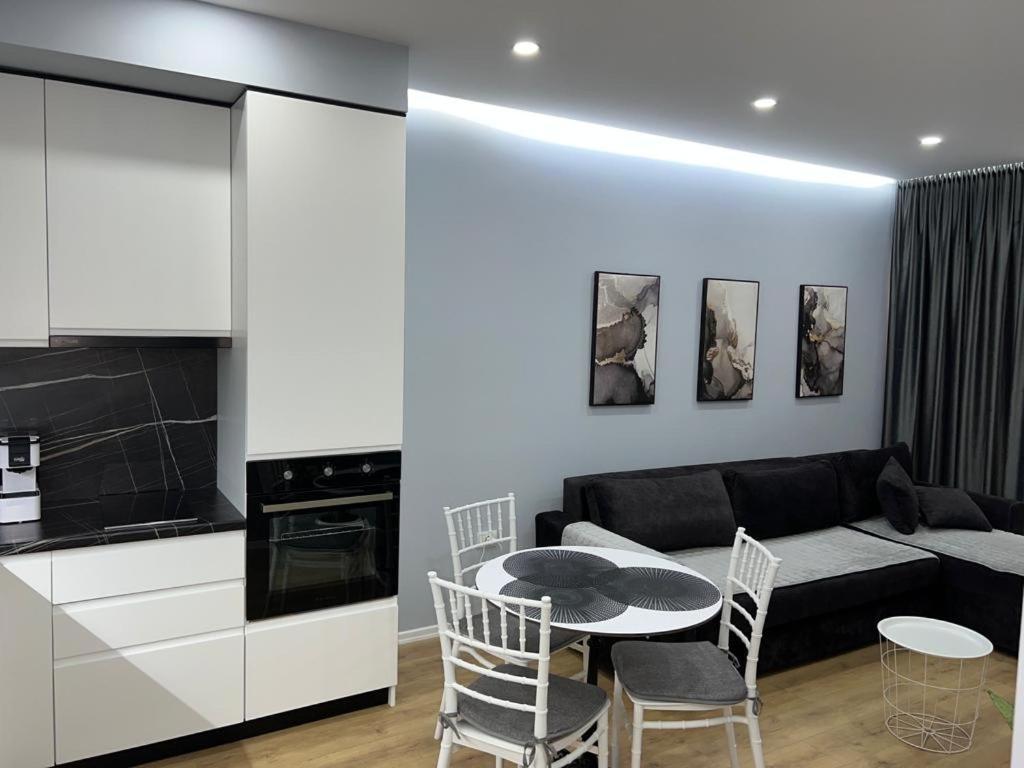 Franci'S Apartment No1 地拉那 外观 照片